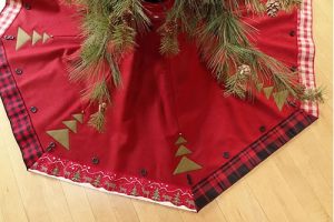 Red Christmas Tree Skirt Lodge Wool